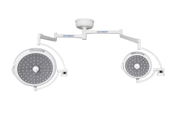 福建LED700500手术无影灯（调焦）